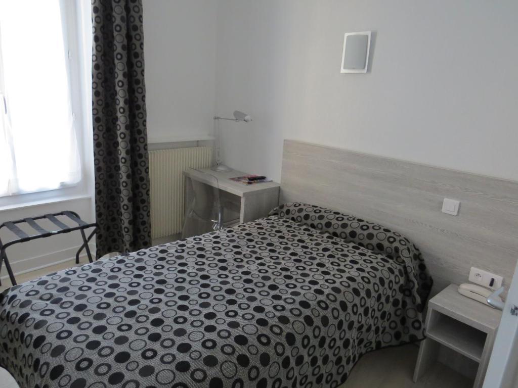 Hotel De Cleves Nevers Oda fotoğraf